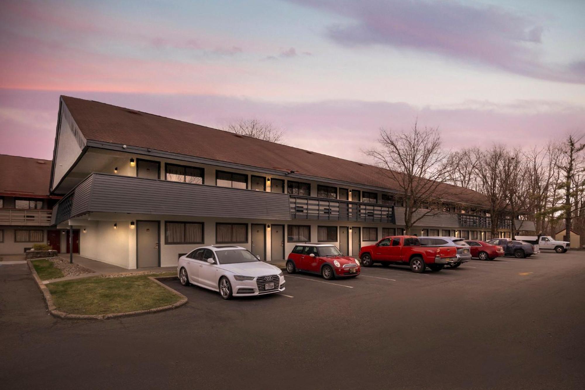 Red Roof Inn Parsippany Exterior foto